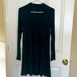 Size small , Express short dress with long sleeves